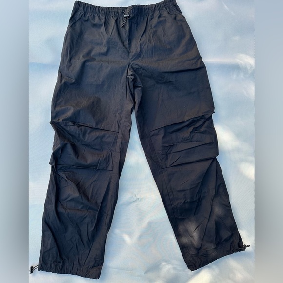 None Other - Women's Black Cargo Pants with Drawstring Waist